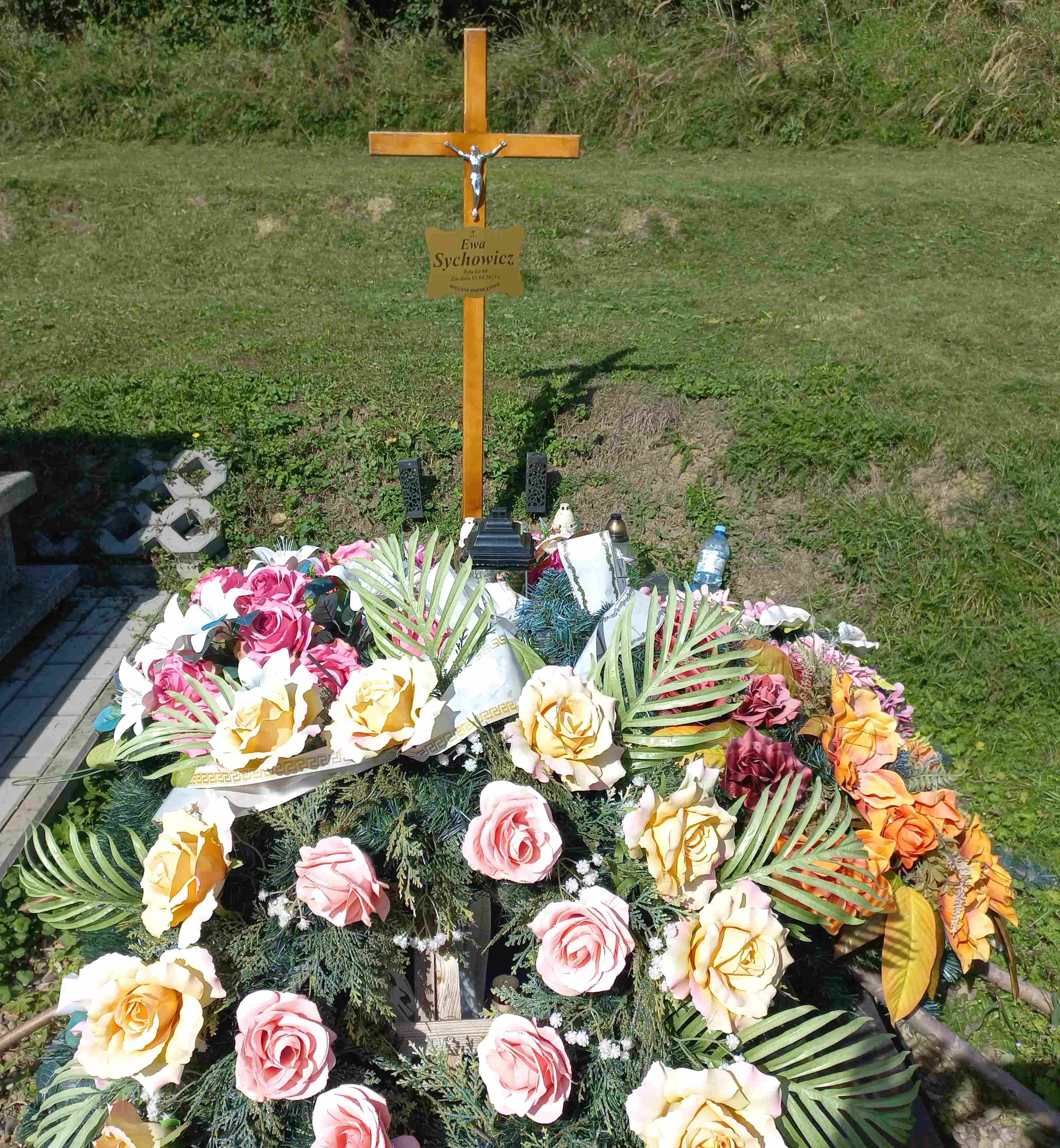 Ewa Sychowicz Komańcza - Grobonet - Wyszukiwarka osób pochowanych