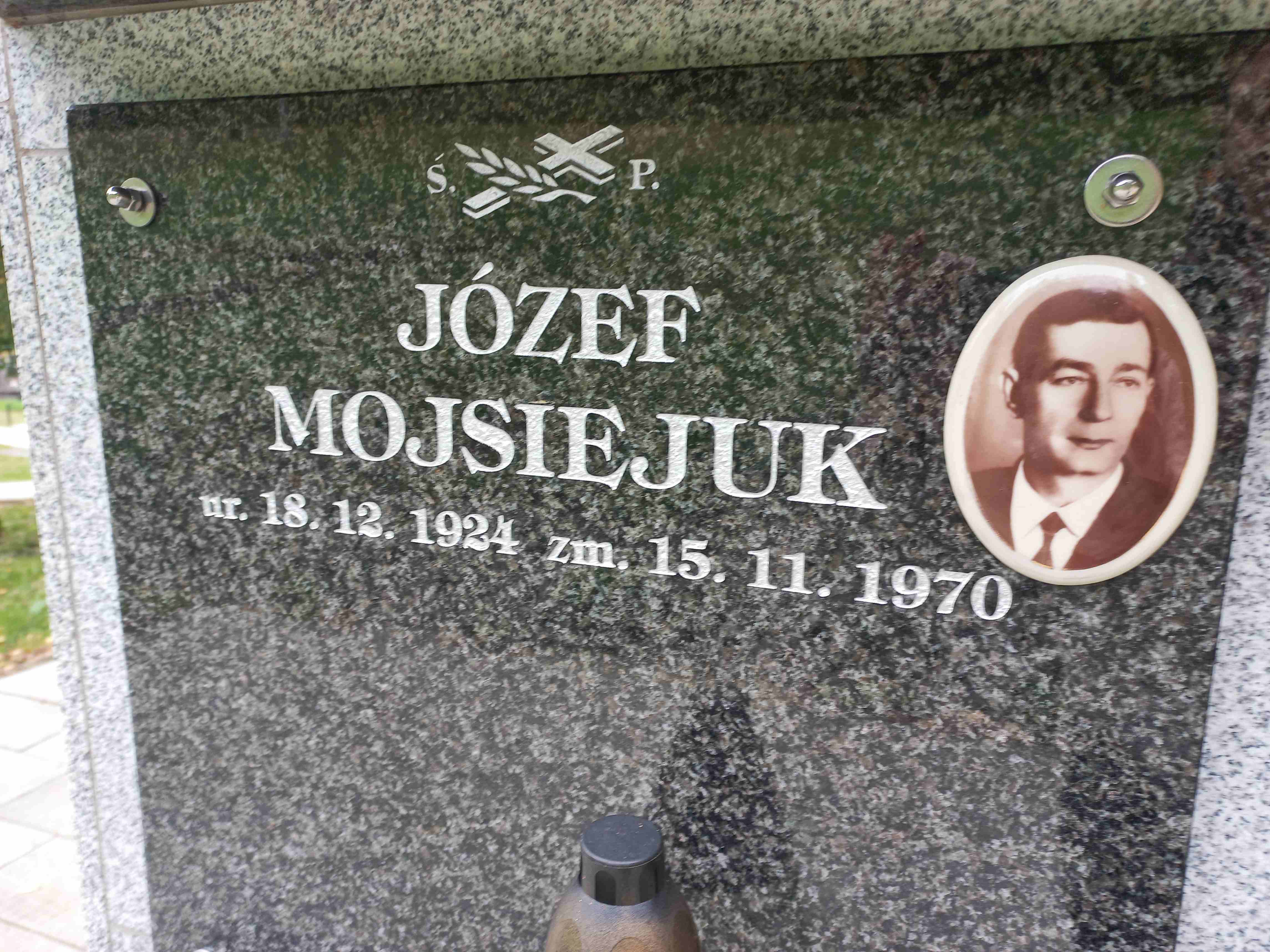 Grób Józef Mojsiejuk
