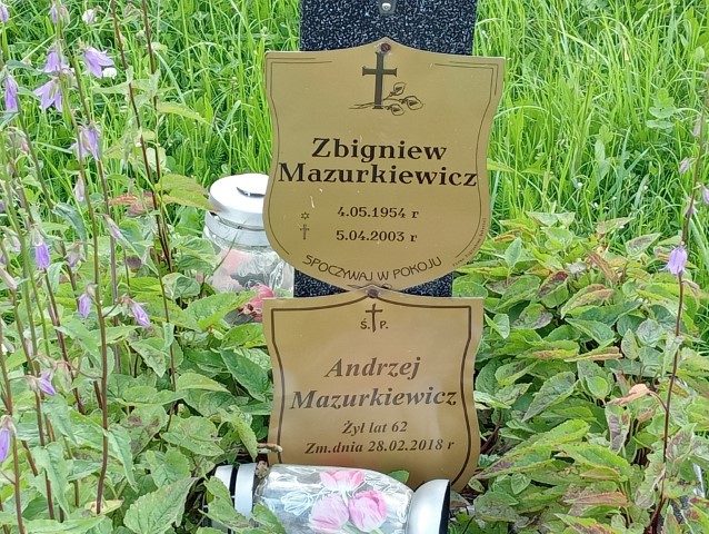 Zbigniew Mazurkiewicz 1954 Komańcza - Grobonet - Wyszukiwarka osób pochowanych